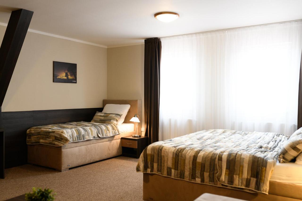 Vinarstvi U Kaplicky Hotel Zajeci ภายนอก รูปภาพ